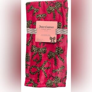 Juicy Couture Plush Throw Dark Pink w/ Leopard Jaguar Bows JC 50 x 60 NEW NWT